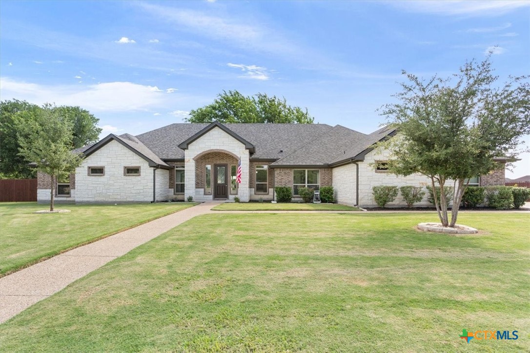 1221 Mountain View Drive