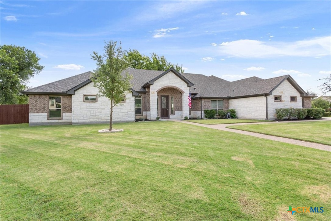 1221 Mountain View Drive