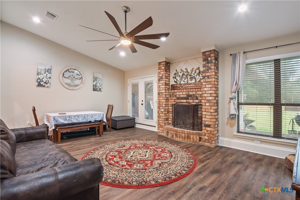 Photo of 33 Great West Loop, Belton, TX 76513 (MLS # 616418)
