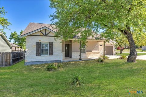 A home in Canyon Lake