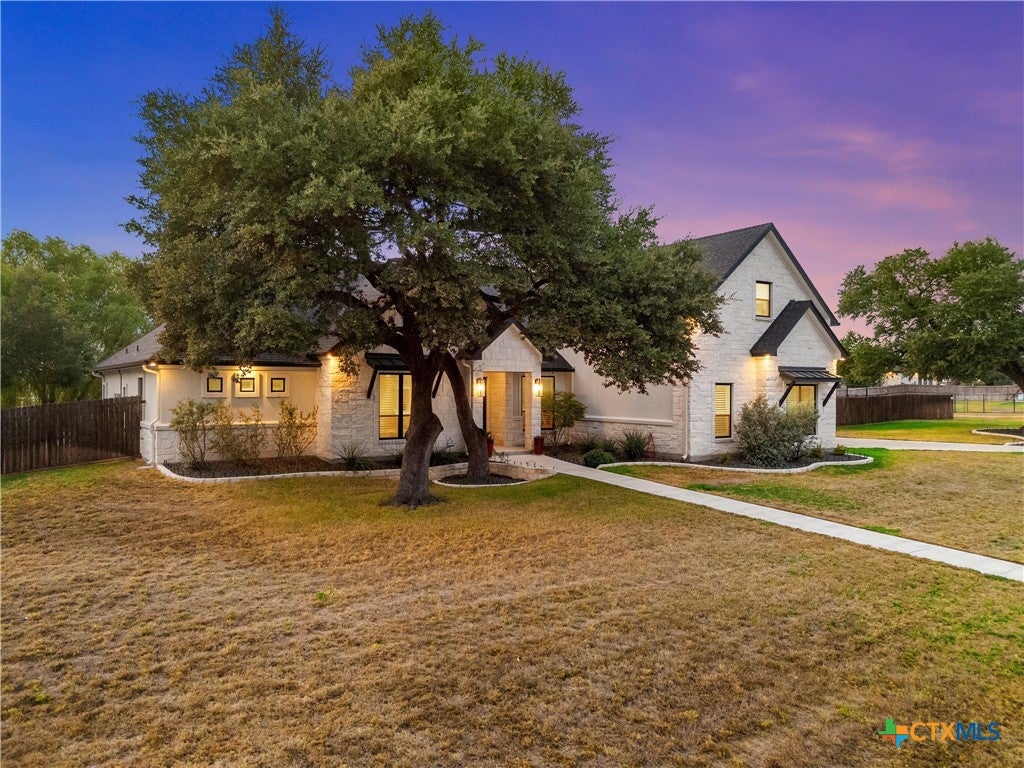 Photo of 18 Cedro Circle, Belton, TX 76513 (MLS # 627258)