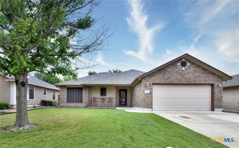 Photo of 2251 Hazelwood, New Braunfels, TX 78130 (MLS # 621682)