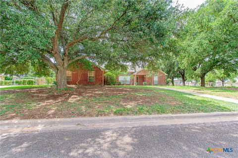 Photo of 524 Neches Street, Belton, TX 76513 (MLS # 606837)