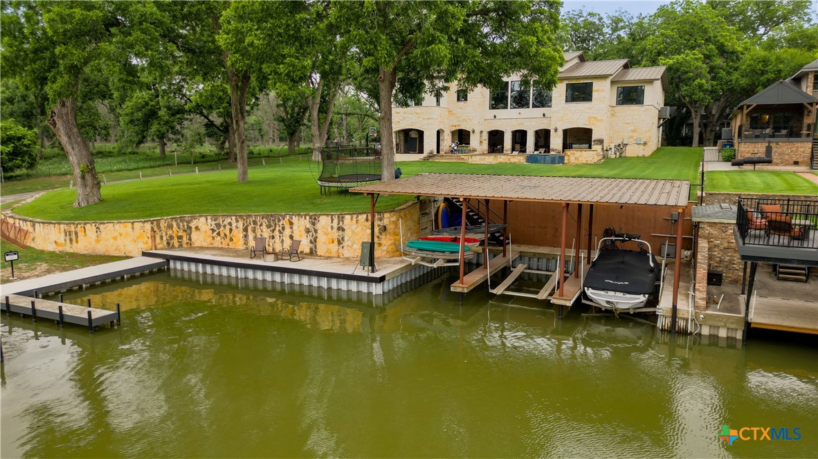 308 Paseo Del Rio