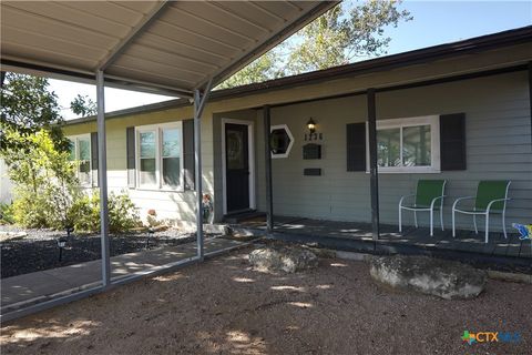 Photo of 1236 S Academy Avenue, New Braunfels, TX 78130 (MLS # 596658)