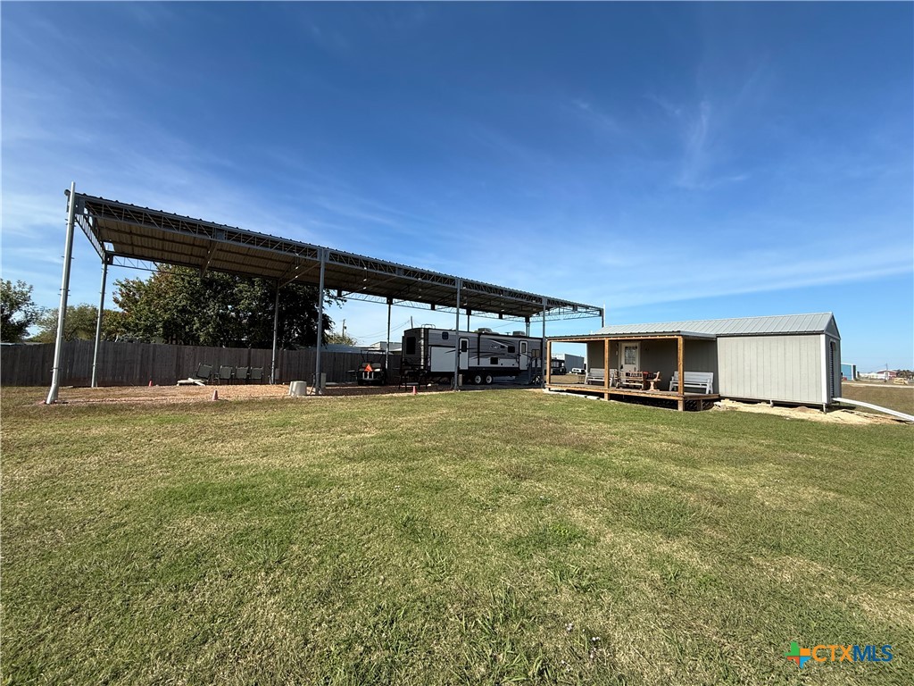 1012 W Broadway Avenue