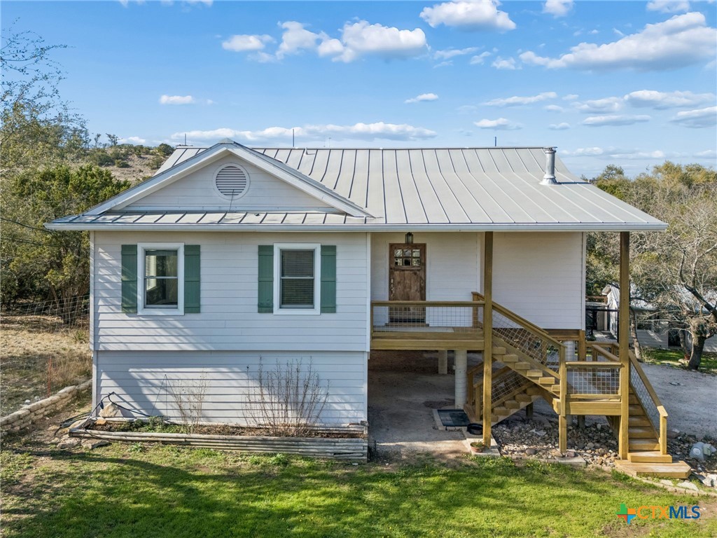 Photo 1 of 48 — 515 Valley Ridge, Canyon Lake, TX 78133