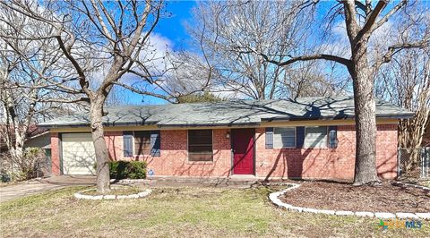 Photo of 305 Carothers Street, Copperas Cove, TX 76522 (MLS # 601384)