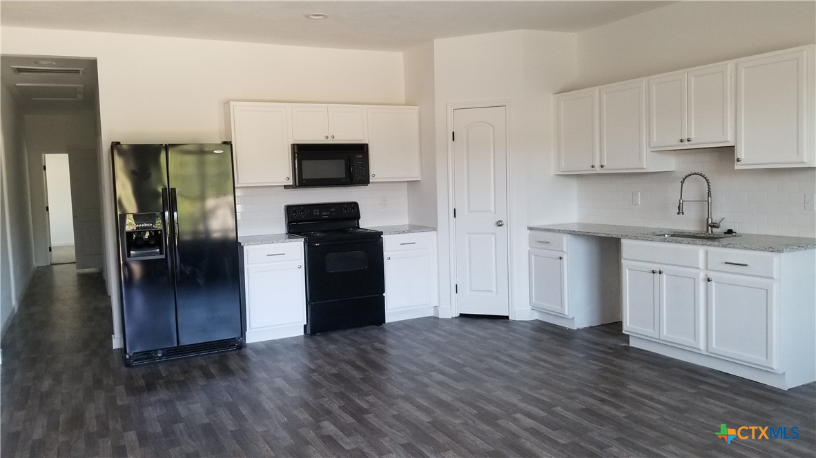1063 Sleepy Hollow - Photo 2