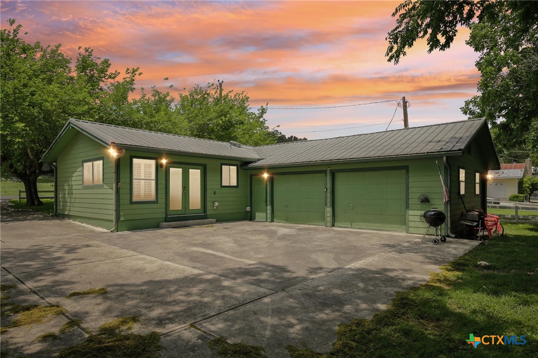 1890 Ponderosa Drive