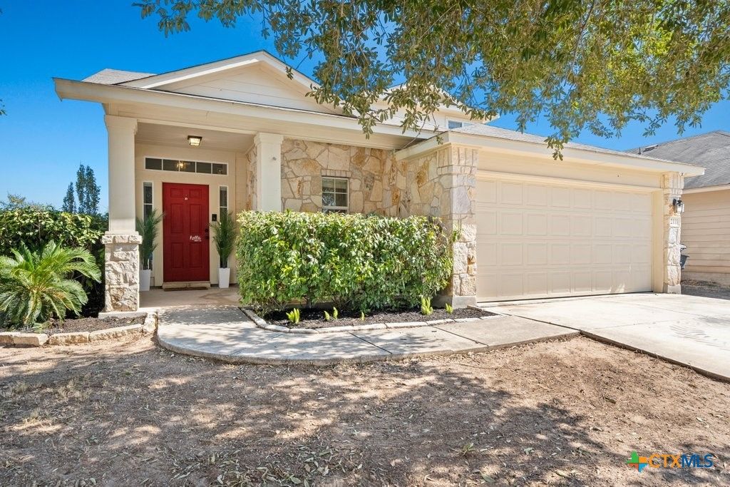 Photo of 2111 Wiltshire Drive, New Braunfels, TX 78130 (MLS # 595653)