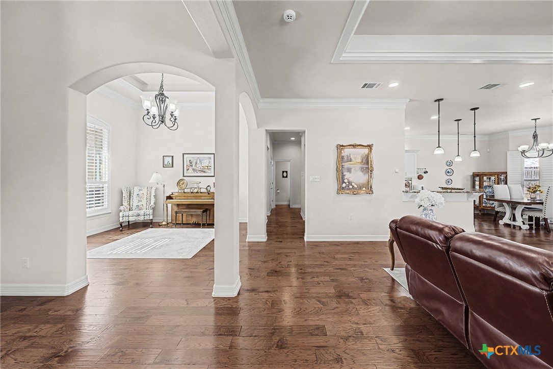 2204 Deerfield Drive