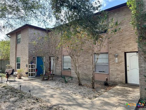 131 Regency Avenue Victoria TX 77904