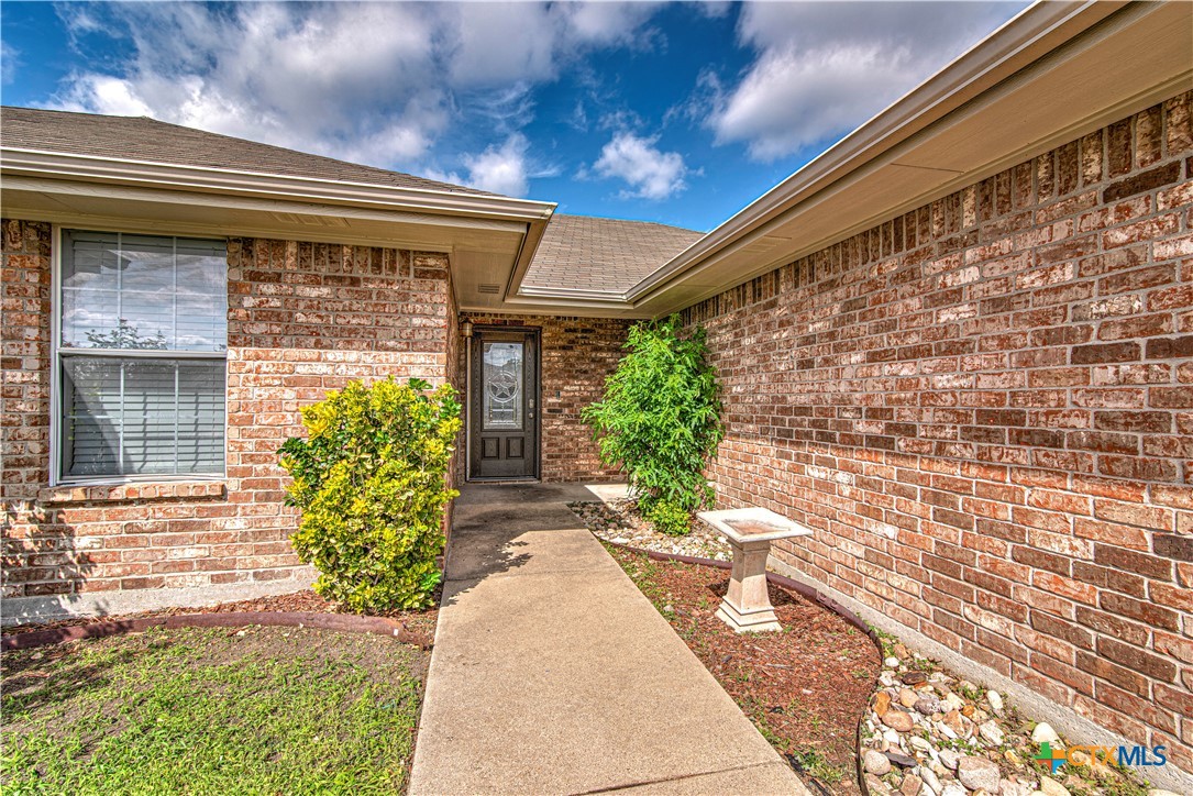 5501 Gunnison Drive