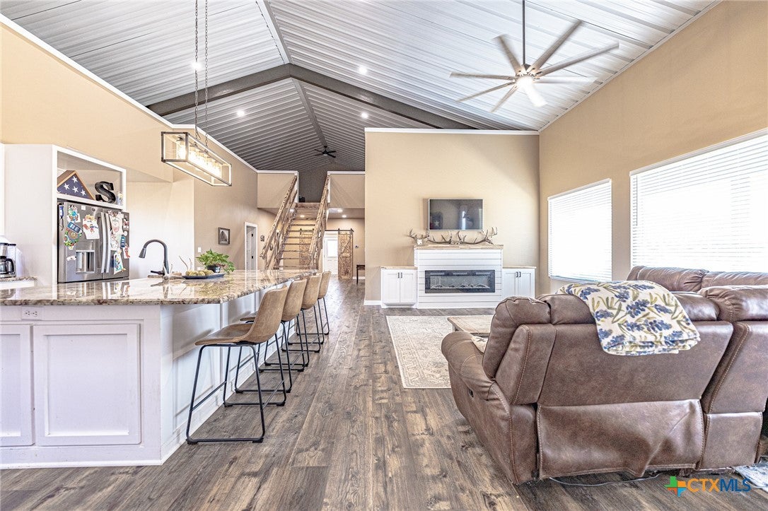 487 County Road 301