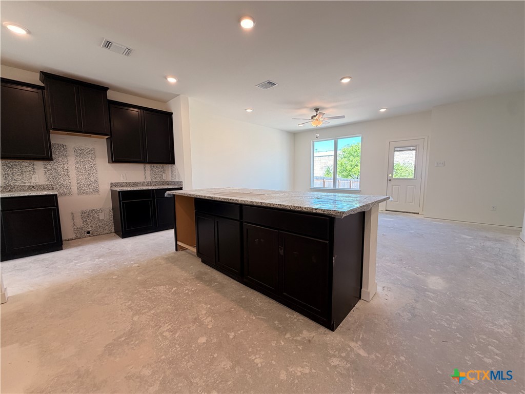 122 University Avenue