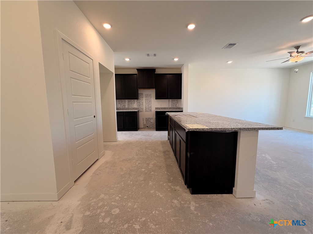 122 University Avenue