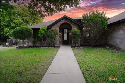 2216 Smith Bluff Road Salado TX 76571