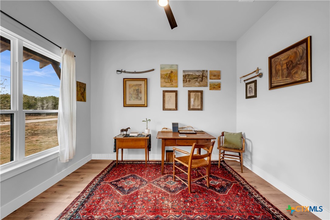 123 Wandering Oak Circle