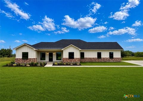 Photo of 998 Bliss Drive, Victoria, TX 77904 (MLS # 611965)