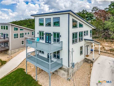 A home in Canyon Lake