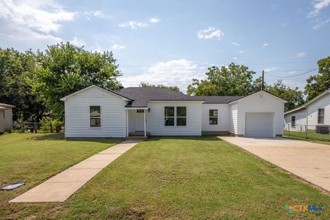 Photo of 254 S Charles Street, Elm Mott, TX 76640 (MLS # 595191)