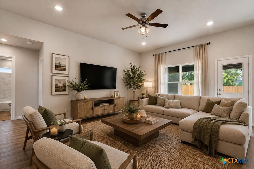 Photo of 216 W Ruby Road, Harker Heights, TX 76548 (MLS # 622936)