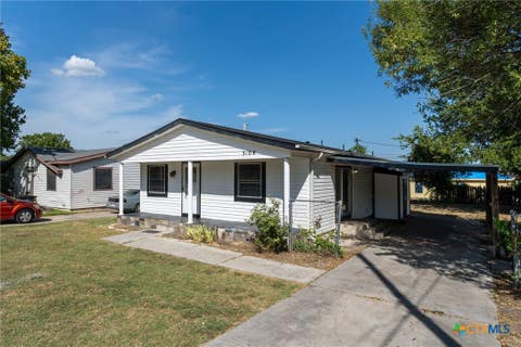 Photo of 3104 Ricks Road, Killeen, TX 76549 (MLS # 622945)
