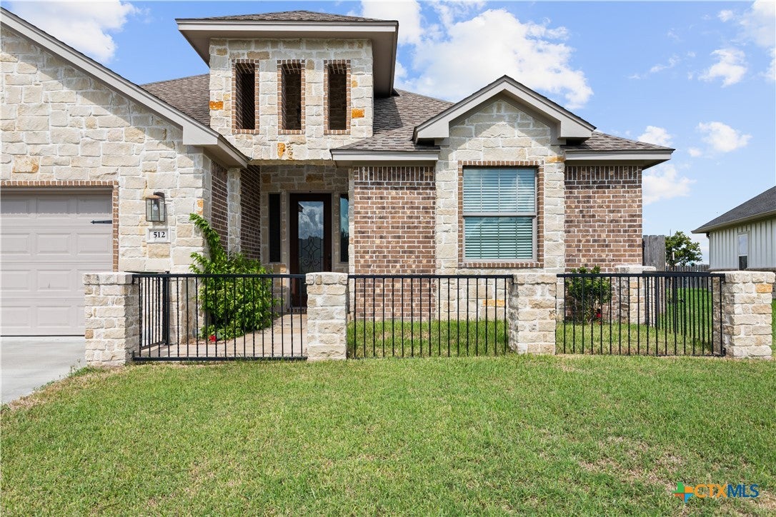 512 Windy Way Drive