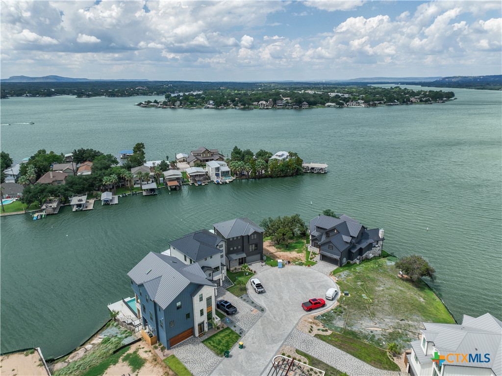 171 Pointview Drive