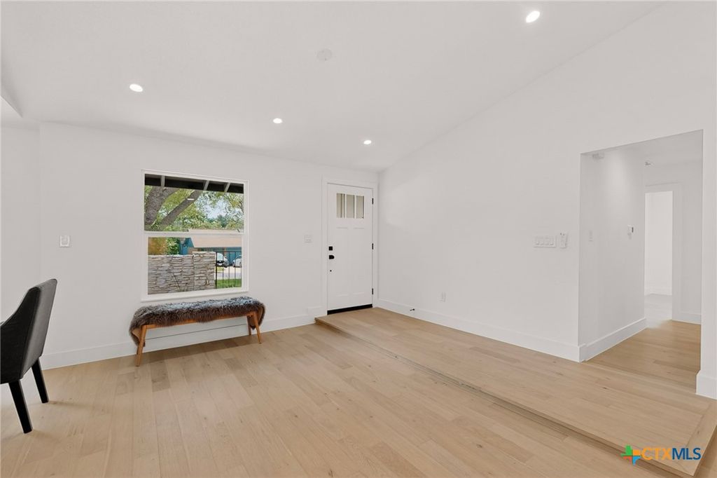 Photo of 4814 Carsonhill Drive, Austin, TX 78723 (MLS # 610566)