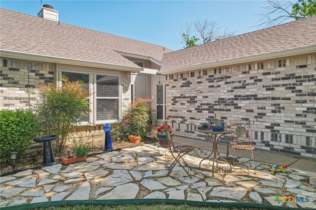 705 Antelope Trail