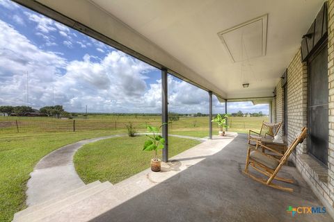 200 Brisco Road Marion TX 78124