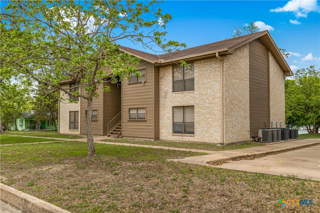 603 E Gonzales and 201 Pecan St Street