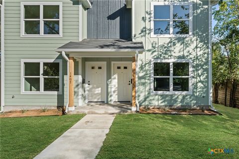 Photo of 1409 S 5th Street, Temple, TX 76504 (MLS # 595504)