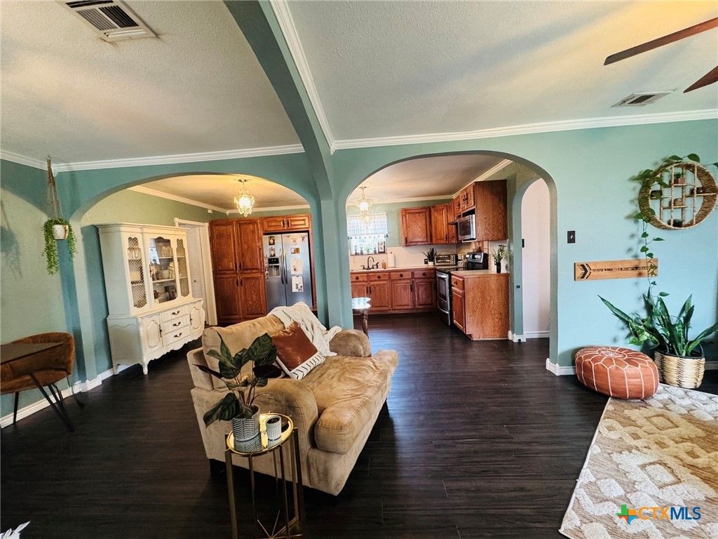 Photo of 169 County Road 318, Jonesboro, TX 76538 (MLS # 612556)