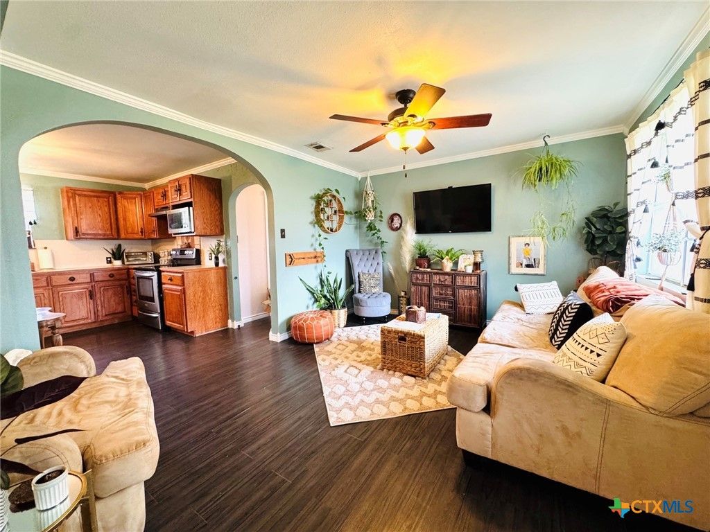 Photo of 169 County Road 318, Jonesboro, TX 76538 (MLS # 612556)