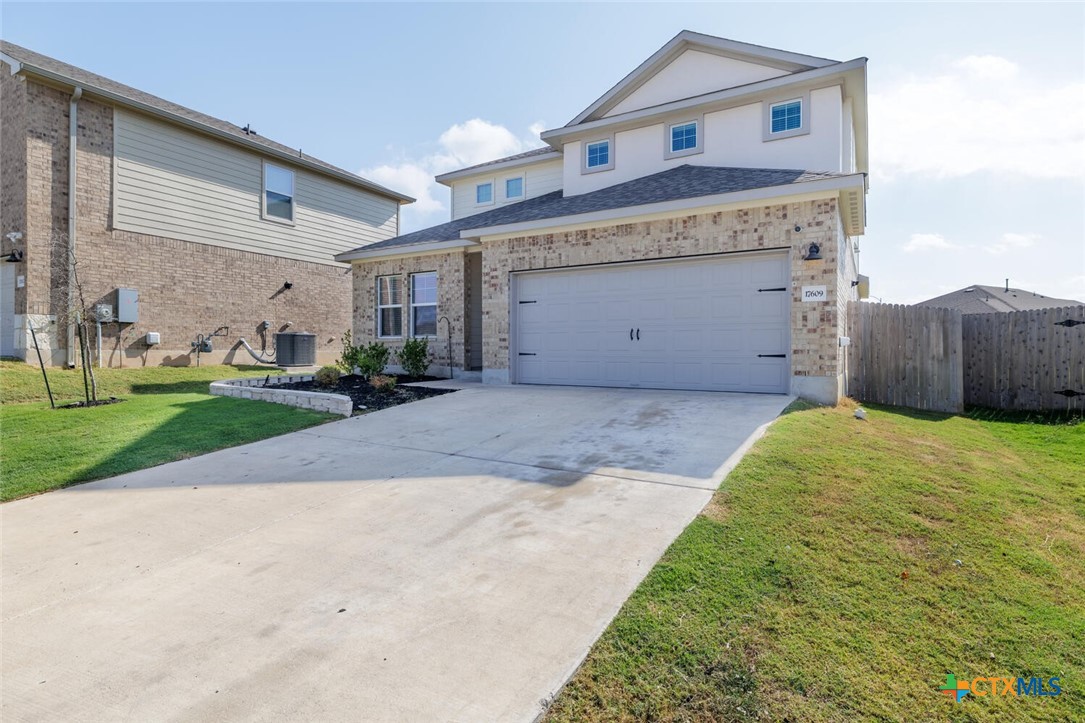 17609 Fairbridge Lane