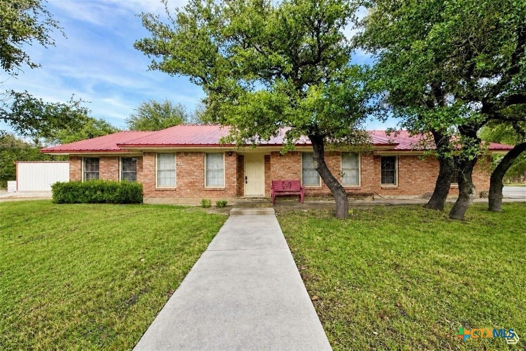 Photo of 118 Sunny Lane, Gatesville, TX 76528 (MLS # 628035)