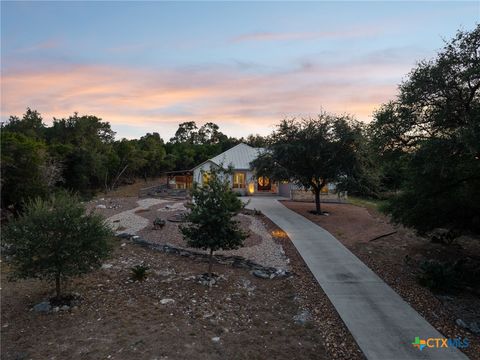 Photo of 222 Longwood Dr, New Braunfels, TX 78132 (MLS # 595629) Photo of 222 Longwood Dr, New Braunfels, TX 78132 (MLS # 595629)