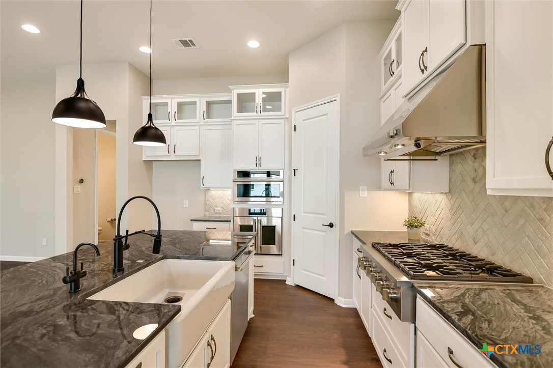 108 Trans Pecos Court