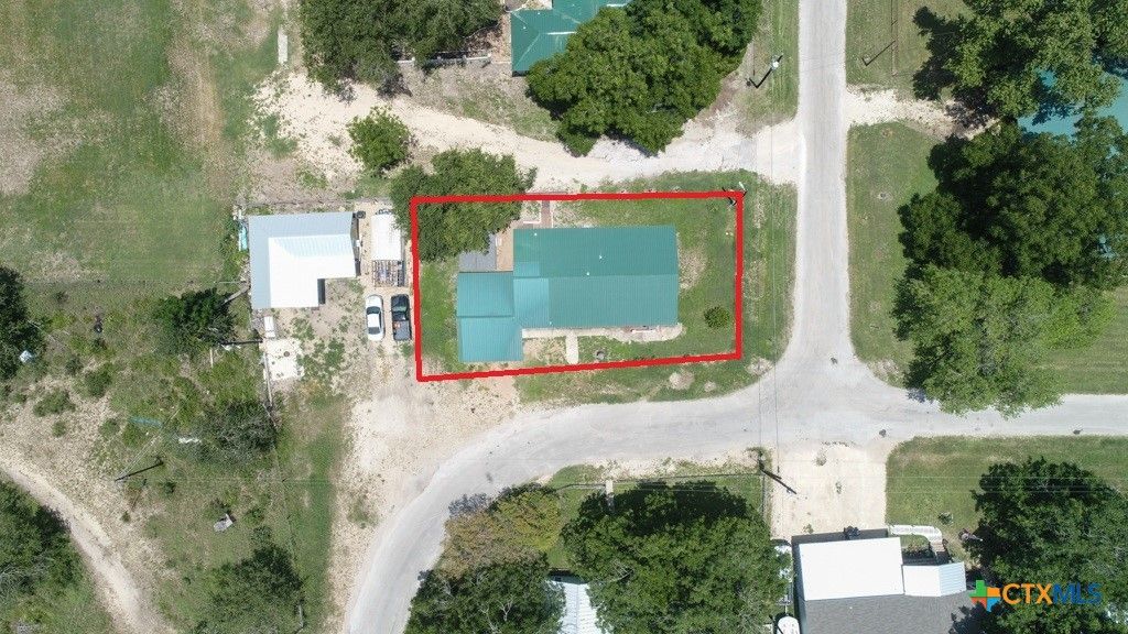 Photo of 7 River Street, Prairie Lea, TX 78661 (MLS # 617174)