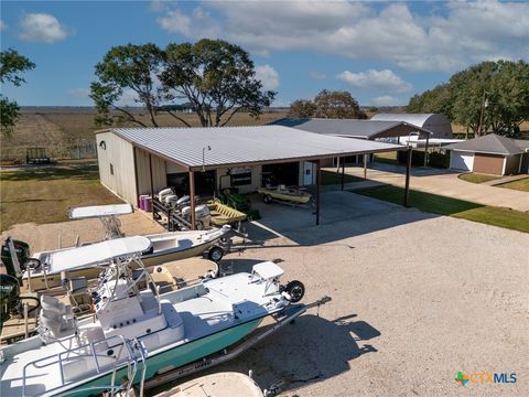 1112 S FM 441 Louise TX 77455