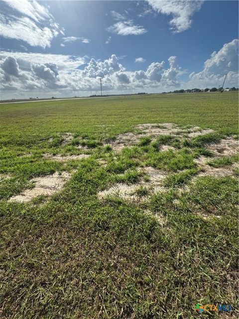 101 Golden Glow Street Victoria TX 77905