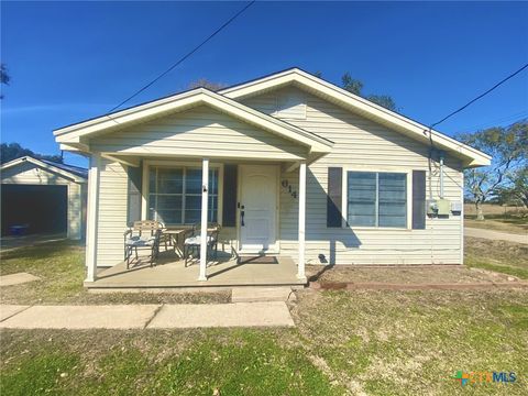 A home in Edna