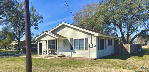 A home in Edna