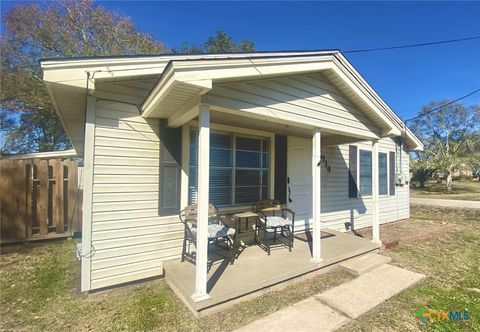 A home in Edna