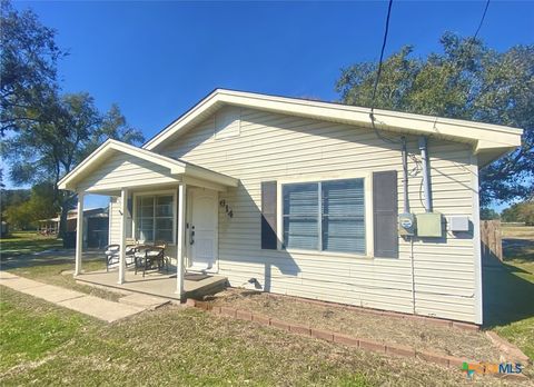 A home in Edna