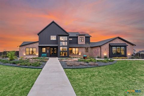 Photo of 209 Glenview Circle, Belton, TX 76513 (MLS # 607053)