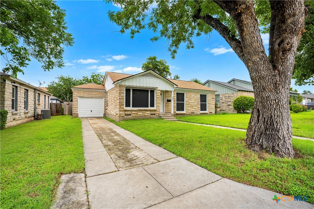 1611 S 33rd Street